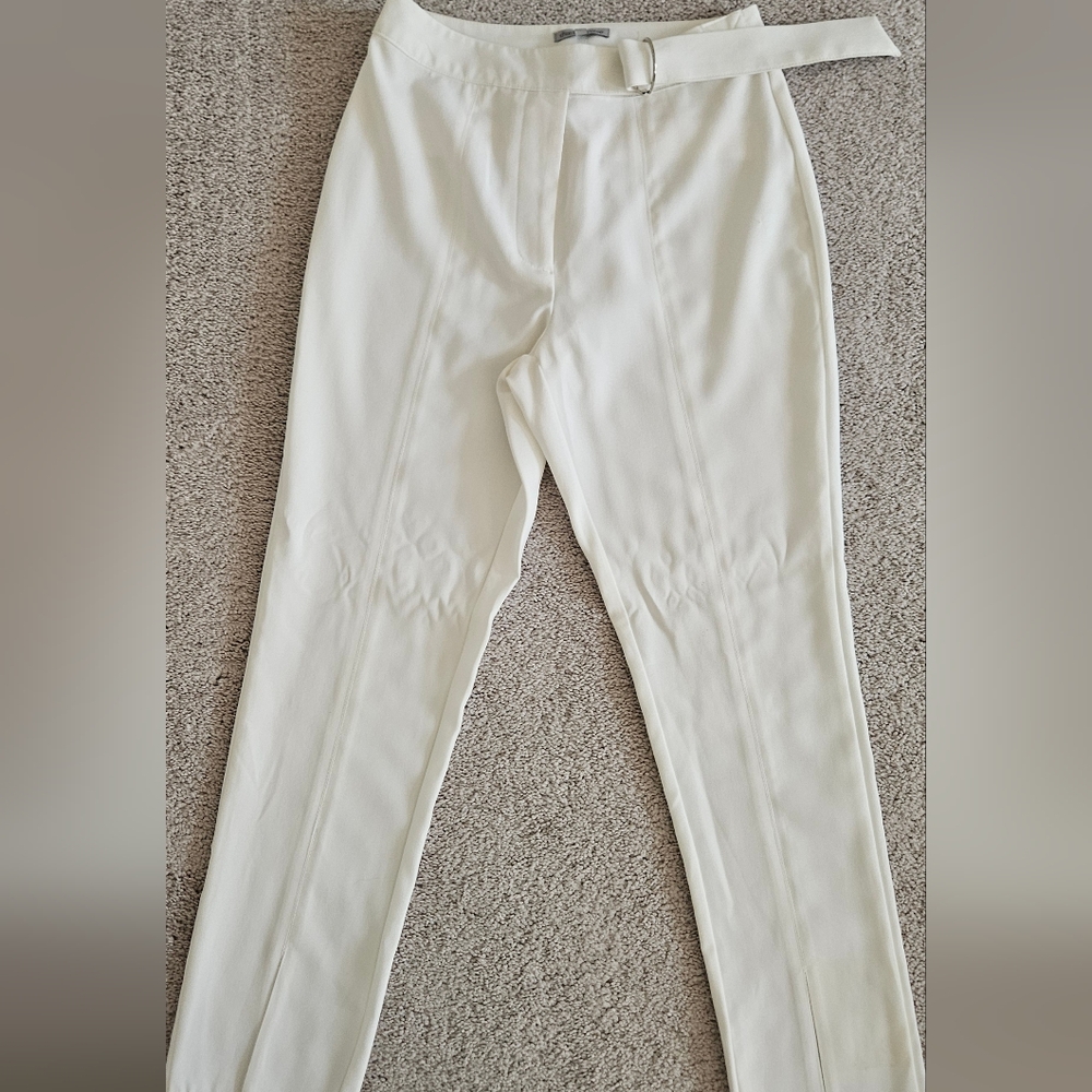 🤍Off White Ankle Pants from Charlotte Russe. Size-Small